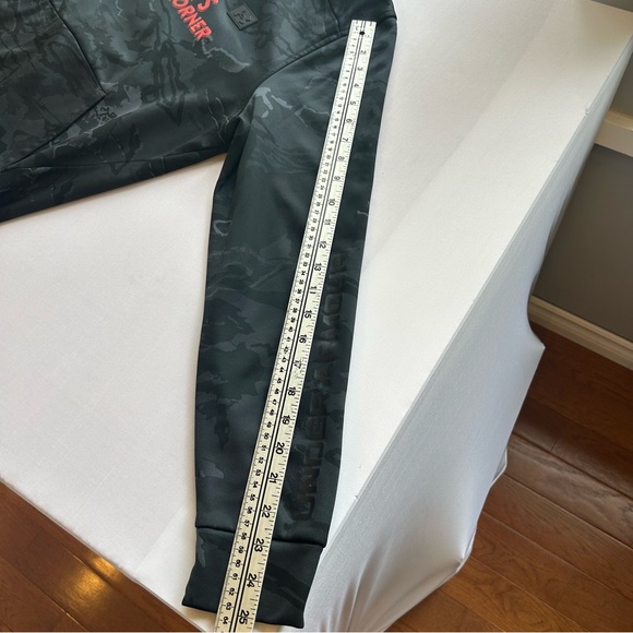 Under Armour Grey and Black Camo Liars Korner Hoodie Hooded Sweatshirt Size M - Picture 6 of 8